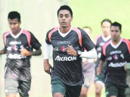 Apertura. Sergio Santana asegura que la posición que juega es decisión del técnico rojinegro. MEXSPORT  /
