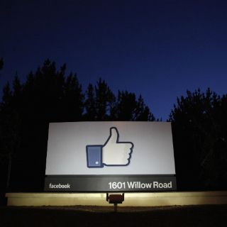 Facebook pierde 157 MDD en segundo trimestre de 2012