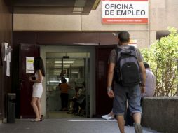 Oficina de empleo de Madrid, en el que se han dado a conocer los datos de la Encuesta de Población Activa sobre desempleo. EFE  /