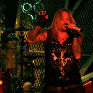 Difícil que Mötley Crüe y Kiss compartan al mismo tiempo el escenario