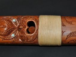 Representantes del Museo de Nueva Zelanda donaron al Museo Nacional de las Culturas una flauta de madera. NTX  /