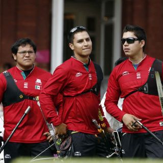 México avanza a cuartos de final