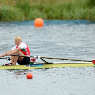 Debora Oakley sigue avanzando en remo