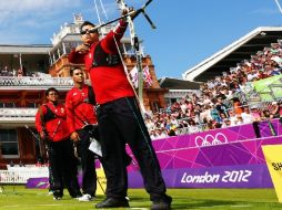 A pesar de la buena racha, el equipo mexicano se queda fuera del podio. AP  /