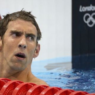Phelps no alcanza medalla
