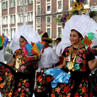 La Guelaguetza en el Zócalo capitalino: baile y tradición