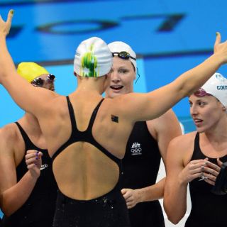 Australia se impone en 4 por 100 femenil