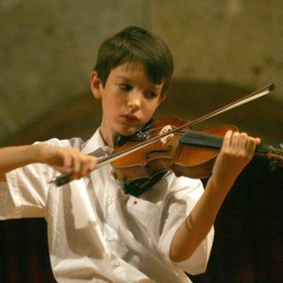 Deleita la Banda 'Benito Juárez' en el Zócalo capitalino