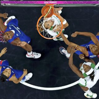Brasil pierde en debut de basquetbol femenino