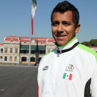 Eder Sánchez llega a la Villa Olímpica