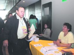 Militancia. - Jesús Zambrano asistió a la clausura del VIII Consejo Nacional del Partido de la Revolución Democrática. NTX  /