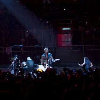 Metallica concluye histórico concierto