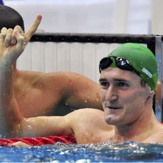 Cameron van der Burgh se impone
