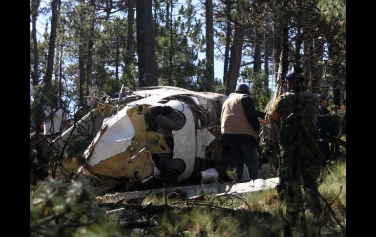 Un helicóptero donde viajaba el empresario Juan Armando Hinojosa se estrelló el pasado en el Estado de México. EL UNIVERSAL  /