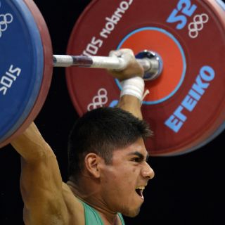 Montes muestra su linaje en Londres