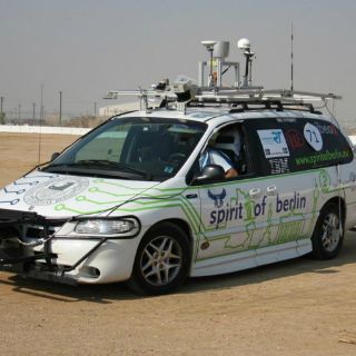 Convergen México y Europa en diseño de robots