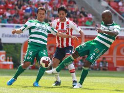 Tras los goles anulados de Rafael Márquez Lugo en el primer tiempo, el rojiblanco se perdió en la parte complementaria.  /