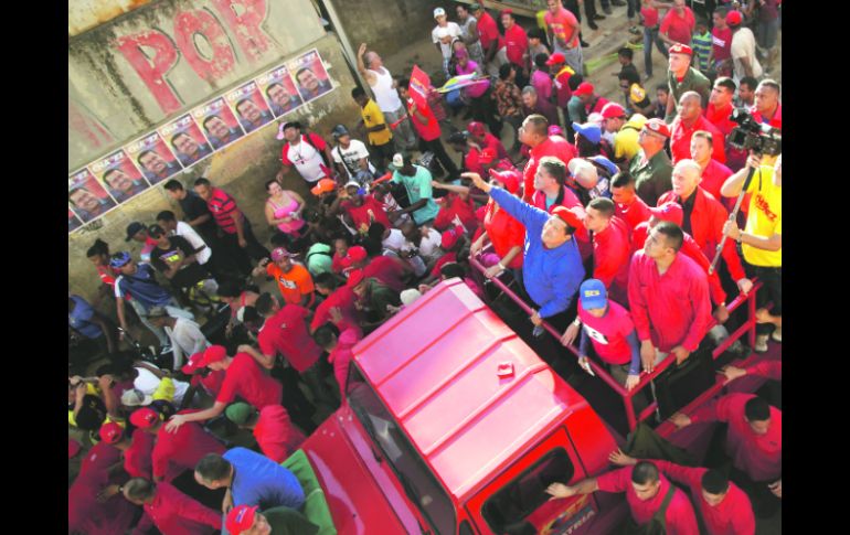 Por la reelección. El presidente Hugo Chávez busca su tercer mandato al frente de Venezuela. AP  /