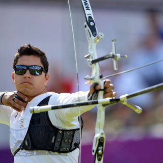 Serrano avanza a segunda ronda