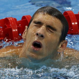 Phelps se mete a la final de 200 m mariposa