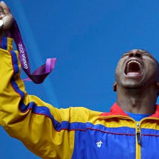 Óscar Figueroa, el forzudo que se levantó a sí mismo