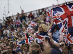 Pese a algunos llenos en gradas como en ecuestre (en foto), estadios como Wimbledon han presentado huecos en sus tribunas. AP  /