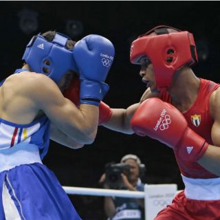 Victoria de cubano Iglesias en box