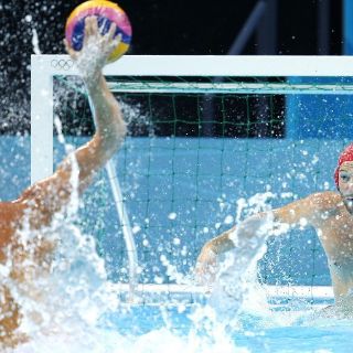 España cae ante favoritos en waterpolo