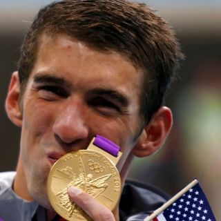 Michael Phelps, el nuevo señor de los anillos
