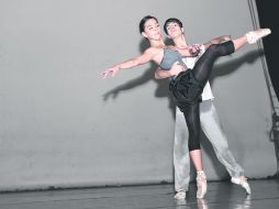 Patricia Velázquez, ganadora del reality show Ópera Prima y Esteban Hernández, quien estudia en Londres, interpretarán Diana y Acteón.  /