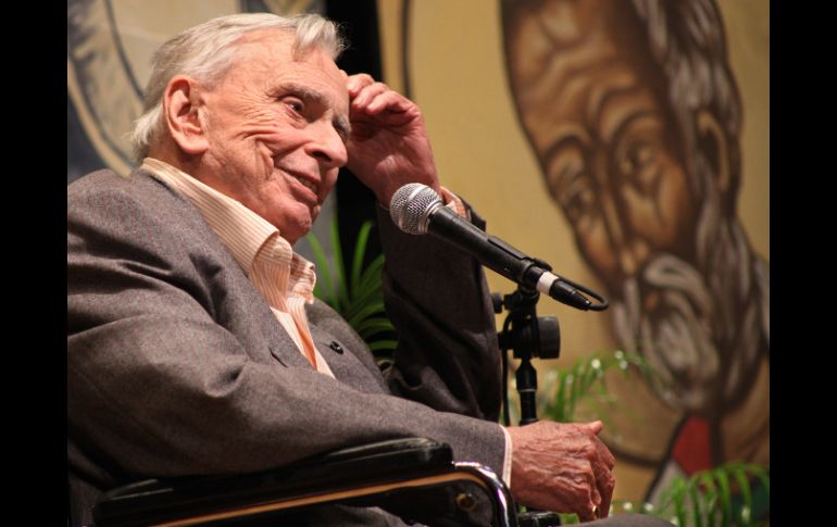 Con 86 años de edad, ayer falleció Gore Vidal. AP  /