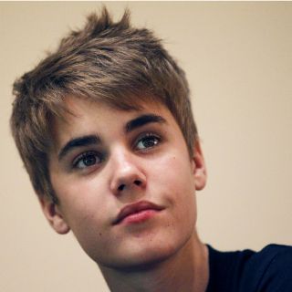 Apalean a Justin Bieber en su nuevo video