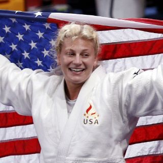 Harrison gana el oro en judo