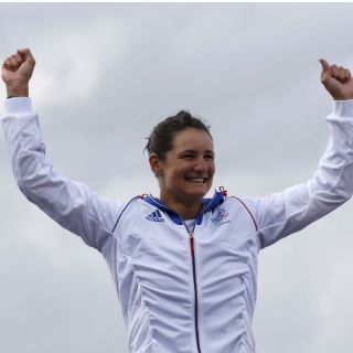 Emilie Fer es oro en slalom K-1 femenil