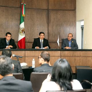 El Itei sufre por dinero, pero estrena autos y oficina