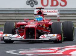 El asturiano Fernando Alonso buscará el título del 2012 para la escudería Ferrari.  /