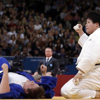 Zambotti pierde en primera ronda contra la favorita de su peso