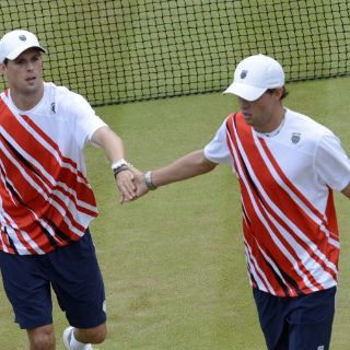 Los gemelos Bryan están en la final de dobles