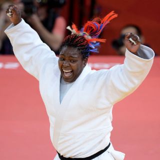 La cubana Idalys Ortiz es campeona olímpica