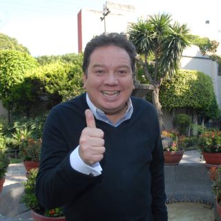 ''Coque'' Muñiz se recupera tras cirugía de riñón