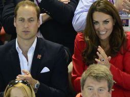 Los animadores más importantes de los Juegos Olímpicos Londres 20112, son los duques de Cambridge. AFP  /