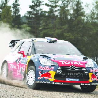 Sebastien Loeb lidera el Rally de Finlandia