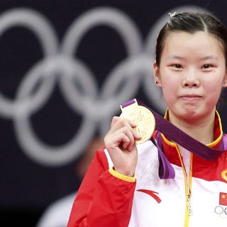 China hace 1-2 en bádminton