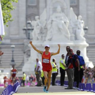 Eder Sánchez finaliza sexto en caminata