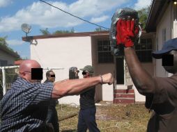 Fotografía cedida por Risks Incorporated de participantes de un entrenamiento. EFE  /