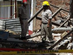 Elementos de Bomberos de Córdoba y Protección Civil tardaron más de una hora en sofocar las llamas.  ARCHIVO  /