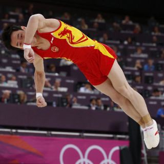 Zou Kai refrenda el oro