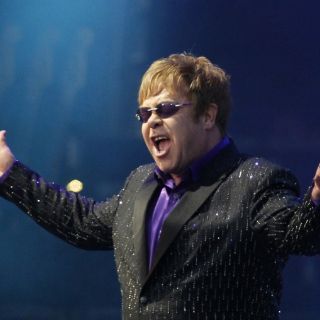 Elton John habla de un pasado ''repugnante''