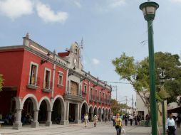 ara la próxima administración el Ayuntamiento tonalteca se quedarñá con mil 100 empleados.  /