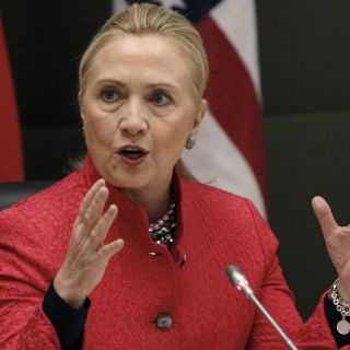 Clinton urge a Ruanda cortar ayuda a rebeldes del Congo